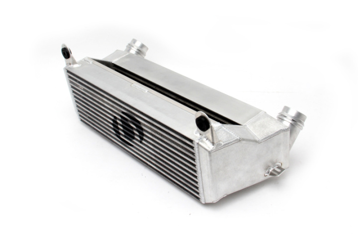 Dinan High Performance Dual Core Intercooler - 2012-2016 BMW 2/3/4-Series in the group Select car model at DDESIGN Scandinavia AB (dnnD330-0021)