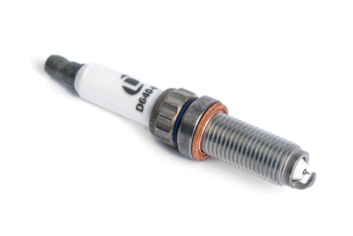 Dinan Iridium Spark Plug - 12x26.5x14MM (HV) - Heat Range 9 in the group Select car model at DDESIGN Scandinavia AB (dnnD640-0002)