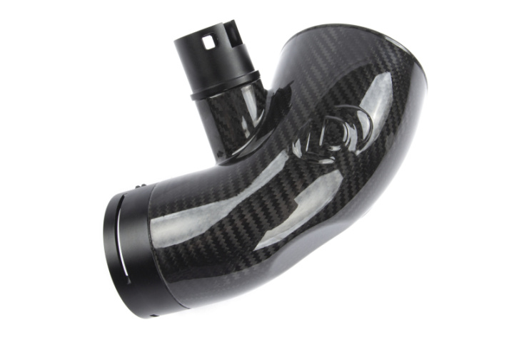 Dinan Turbo Inlet Pipe - 2017-2026 BMW 540i/740i/840i/X5 40i / 2016-2021 BMW M240i/340i/440i in the group Select car model at DDESIGN Scandinavia AB (dnnD760-0061)