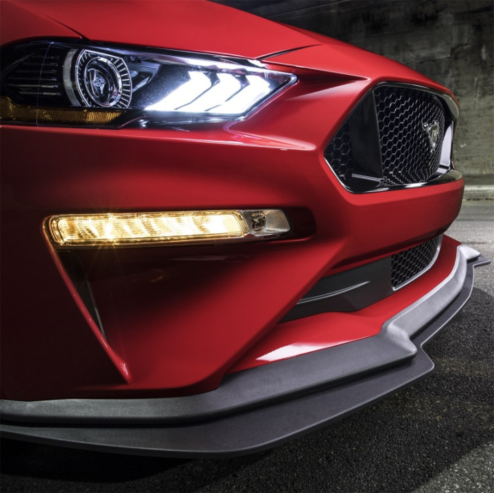 2018-21 Mustang Pp2 Front Spoiler/Splitter Kit Ford Racing in the group Select car model / Ford at DDESIGN Scandinavia AB (frpM-16601-MPP)