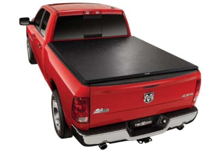 Truxedo 2009-2018 Ram 1500 & 2019-2024 Ram 1500 Classic 6ft 4in TruXport Bed Cover in the group Select car model / Dodge / Ram 09-18 / Styling at DDESIGN Scandinavia AB (trx246901)