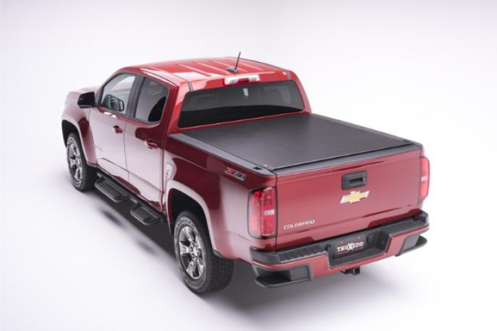 Truxedo 2023 GMC Canyon/Chevrolet Colorado 5ft 2in Lo Pro Bed Cover in the group Select car model / Chevrolet / Colorado / Styling at DDESIGN Scandinavia AB (trx550001)
