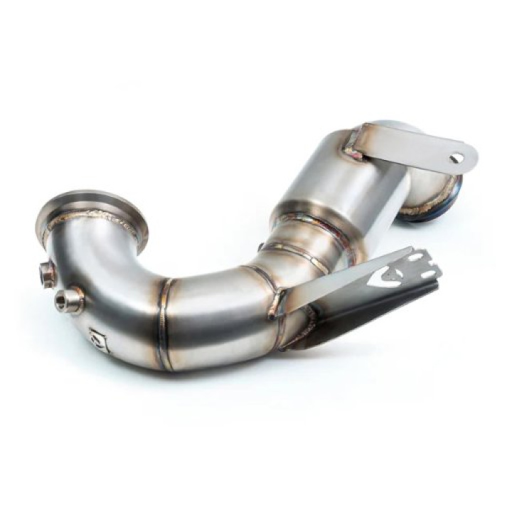 Mercedes-AMG CLA 45 S De-Cat/Sports Cat Downpipe Cobra Sport in the group Select car model / Mercedes Benz / CLA-Class 19+ (C118) at DDESIGN Scandinavia AB (var-cobra-ME48)