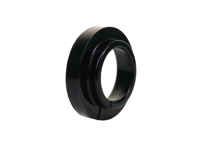 Ford Maverick DA / Nissan Patrol GQ / GU / Universal Products Coil 1988-2016 Coil Spring Pad - Lower Bushing Kit Whiteline in the group Select car model at DDESIGN Scandinavia AB (wl-W73405)
