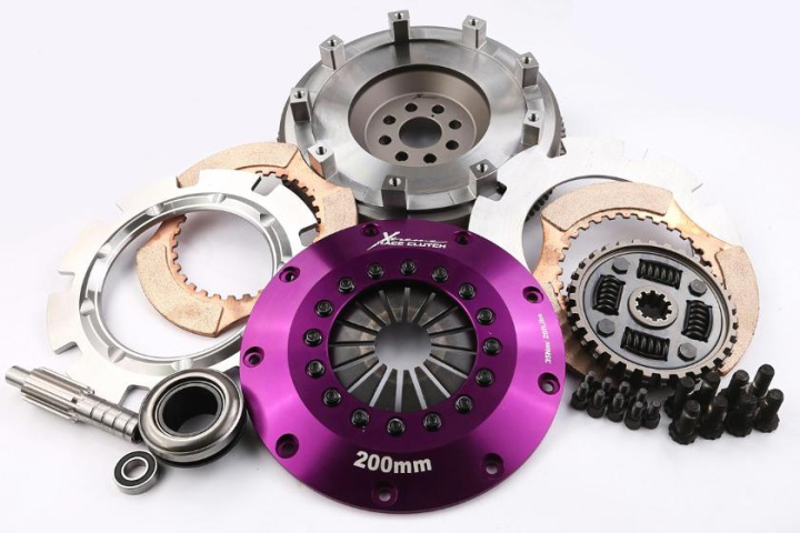 KBM20530-2B - Xtreme Performance - 200mm Sprung Ceramic Twin Plate Clutch Kit Incl Flywheel 1200Nm in the group Select car model at DDESIGN Scandinavia AB (xtcKBM20530-2B)