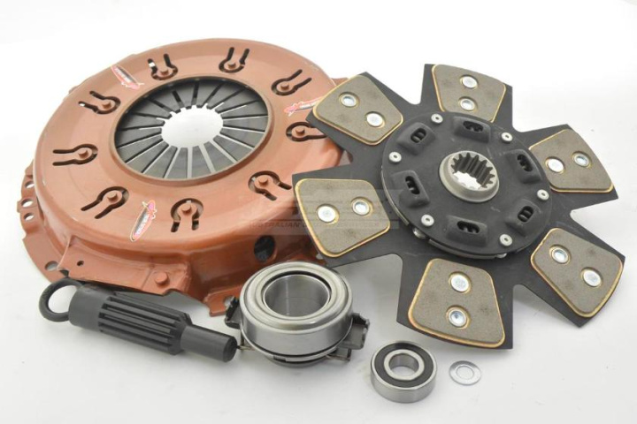 KMI24002-1B - Clutch Kit - Xtreme Outback Heavy Duty Sprung Ceramic 490Nm 700KG (20% inc.) in the group Select car model at DDESIGN Scandinavia AB (xtcKMI24002-1B)
